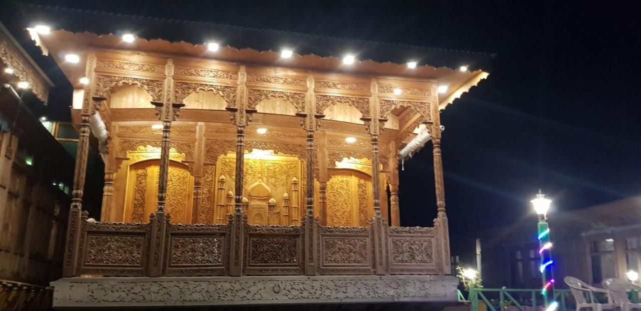 Srīnagar House Boat Hardy Palace מראה חיצוני תמונה