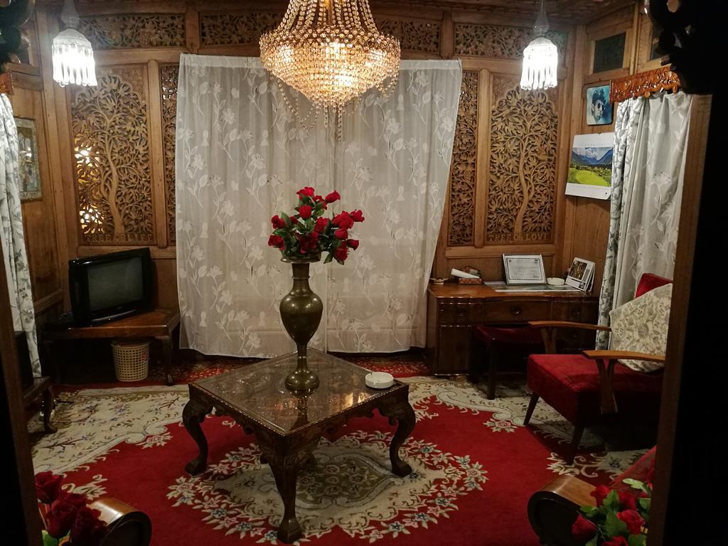 Srīnagar House Boat Hardy Palace מראה חיצוני תמונה