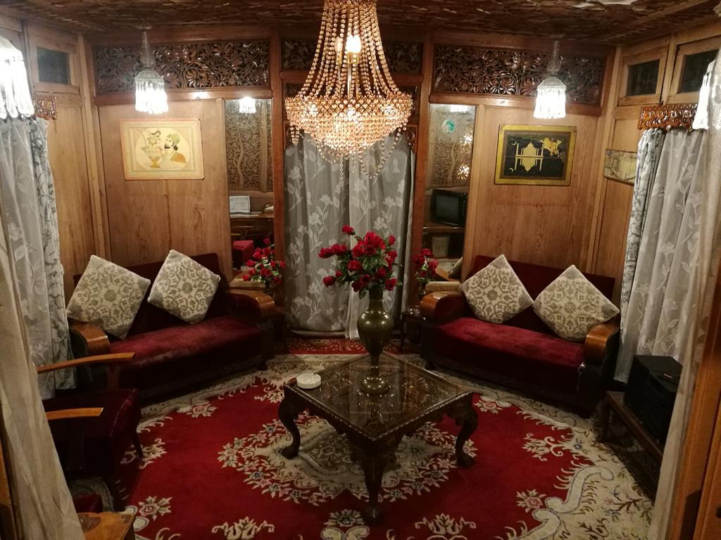 Srīnagar House Boat Hardy Palace מראה חיצוני תמונה